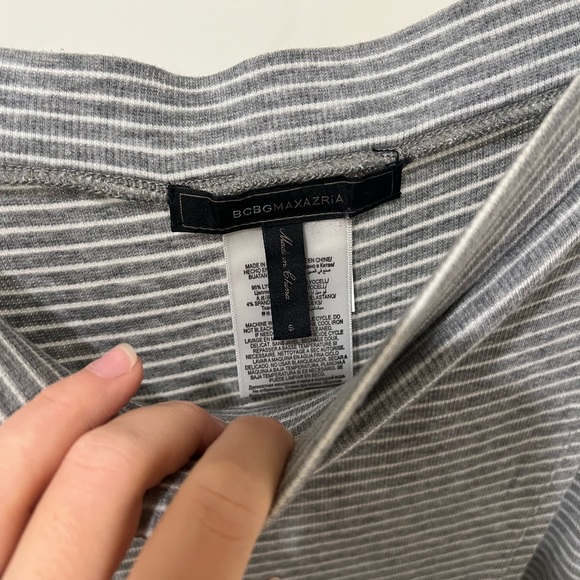 BCBG tulip hem grey striped skirt - Picture 2 of 3